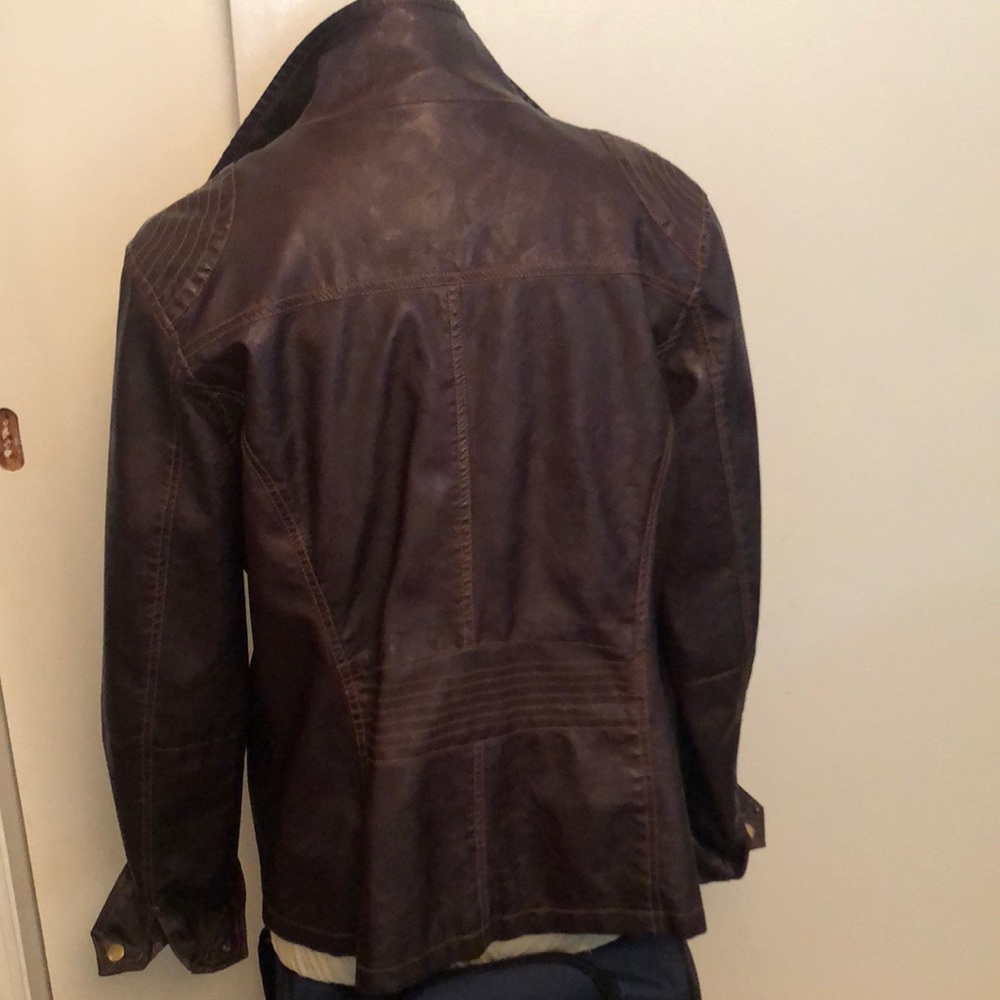 Jacket - Picture 3 of 5